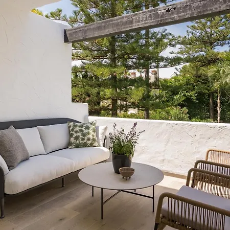 2 Bedroom In Puente Phase 2 * Marbella